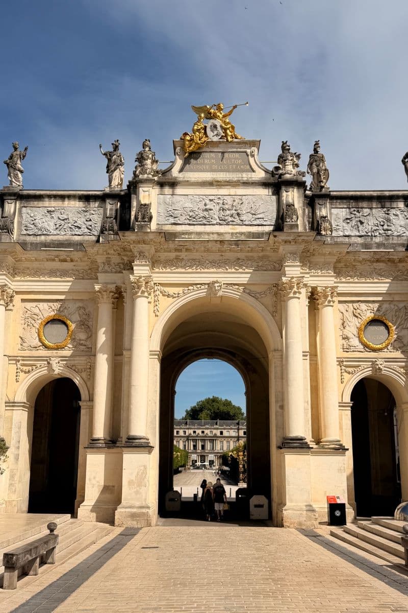 L'arc Héré à Nancy, entre la place Stanislas et la Vieille Ville